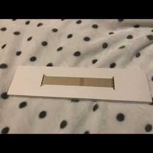 NWT 45mm Apple Gold Milanese Loop Watch Band. Brand New